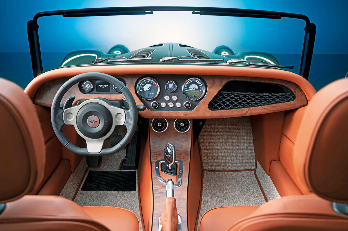 Morgan Plus Six 2019 official press images - dashboard
