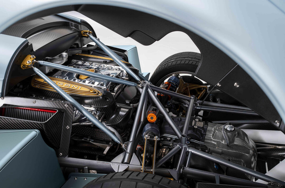 94 pagani huayra codalunga engine 94 pagani huayra codalunga engine