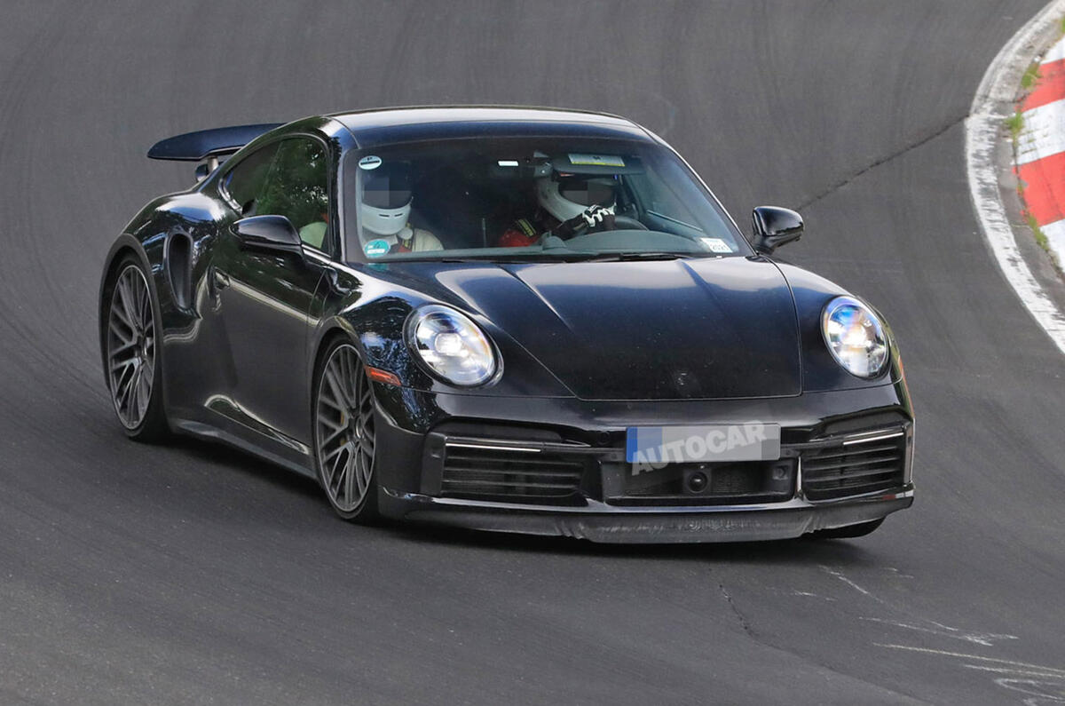 94 Porsche 911 hybrid spy images 2021 track 94 Porsche 911 hybrid spy images 2021 track