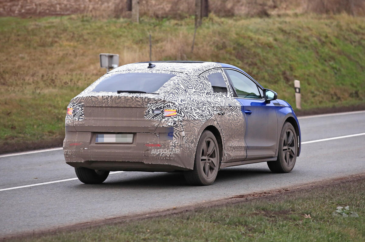 94 Skoda Enyaq coupe spies winter 2020 rear end 94 Skoda Enyaq coupe spies winter 2020 rear end
