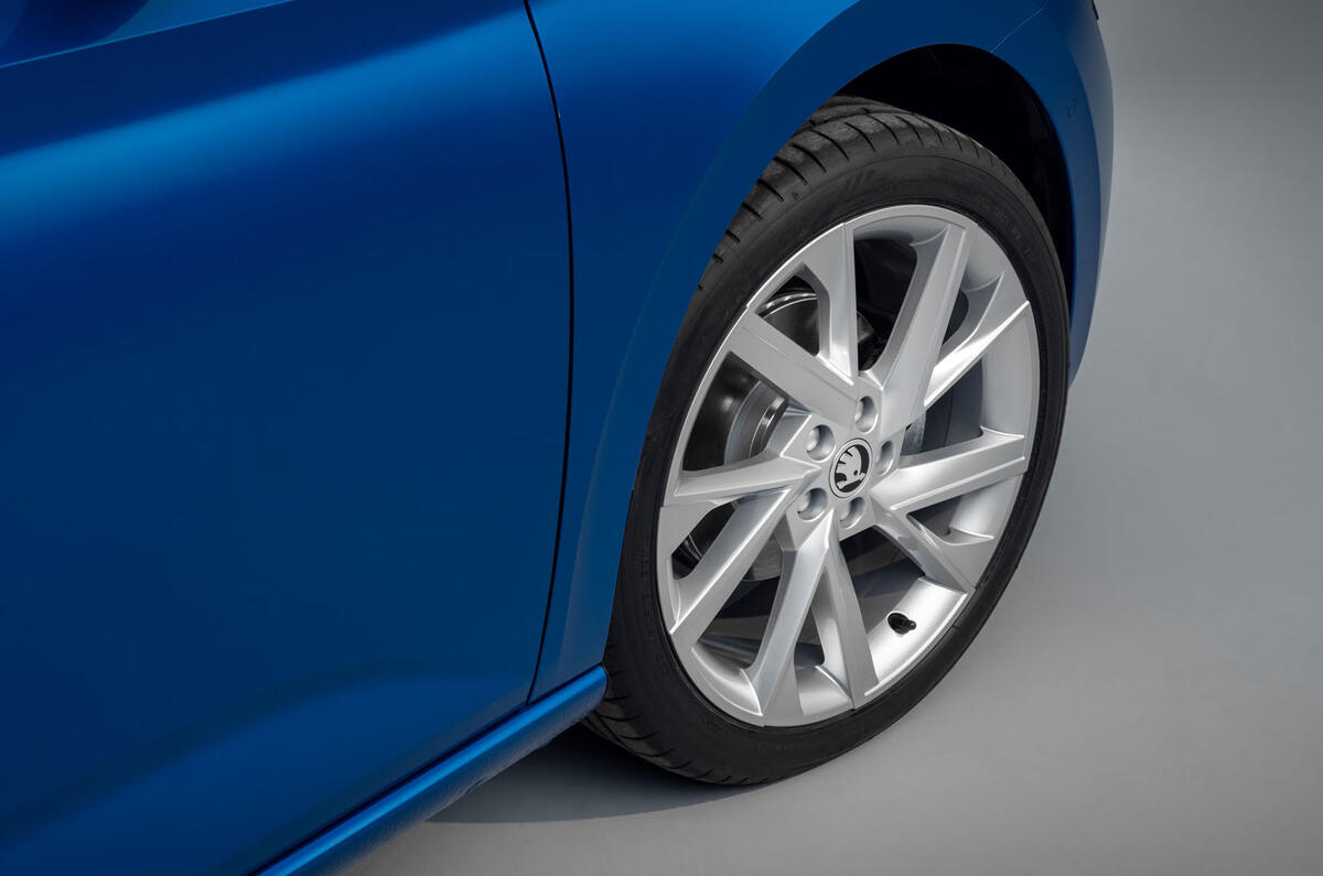 Skoda Scala 2019 official reveal - studio alloy wheels