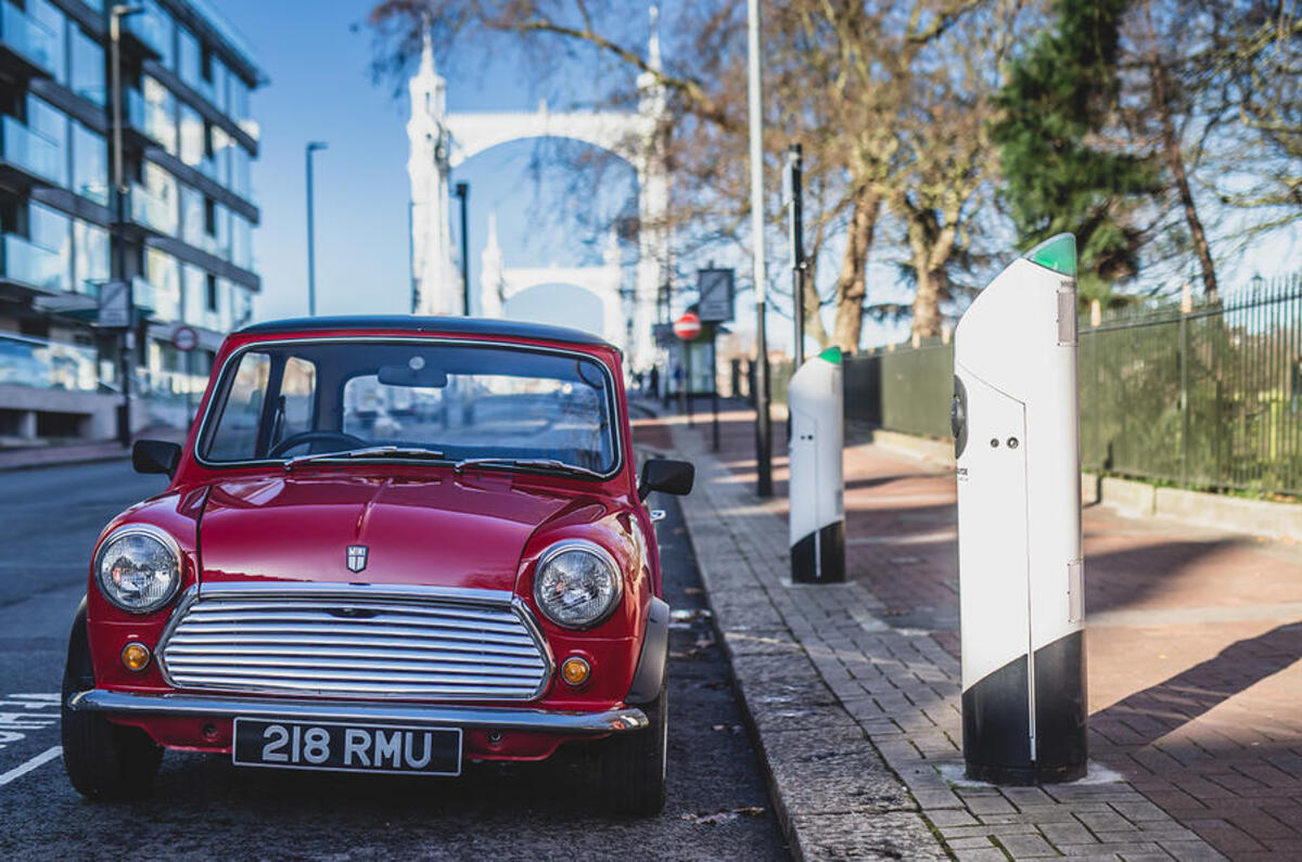 Swindon Powertrain electric classic Mini Swindon Powertrain electric classic Mini