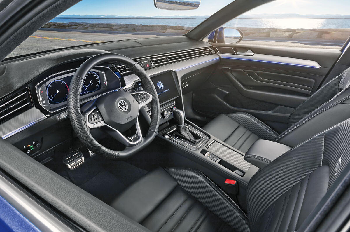 Volkswagen Passat 2019 press - cabin