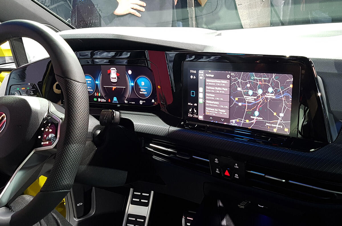 2020 Volkswagen Golf mk8 official reveal - dashboard