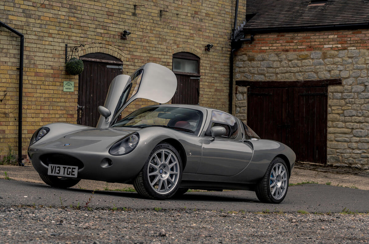 94 Wells Vertige 2021 official reveal doors