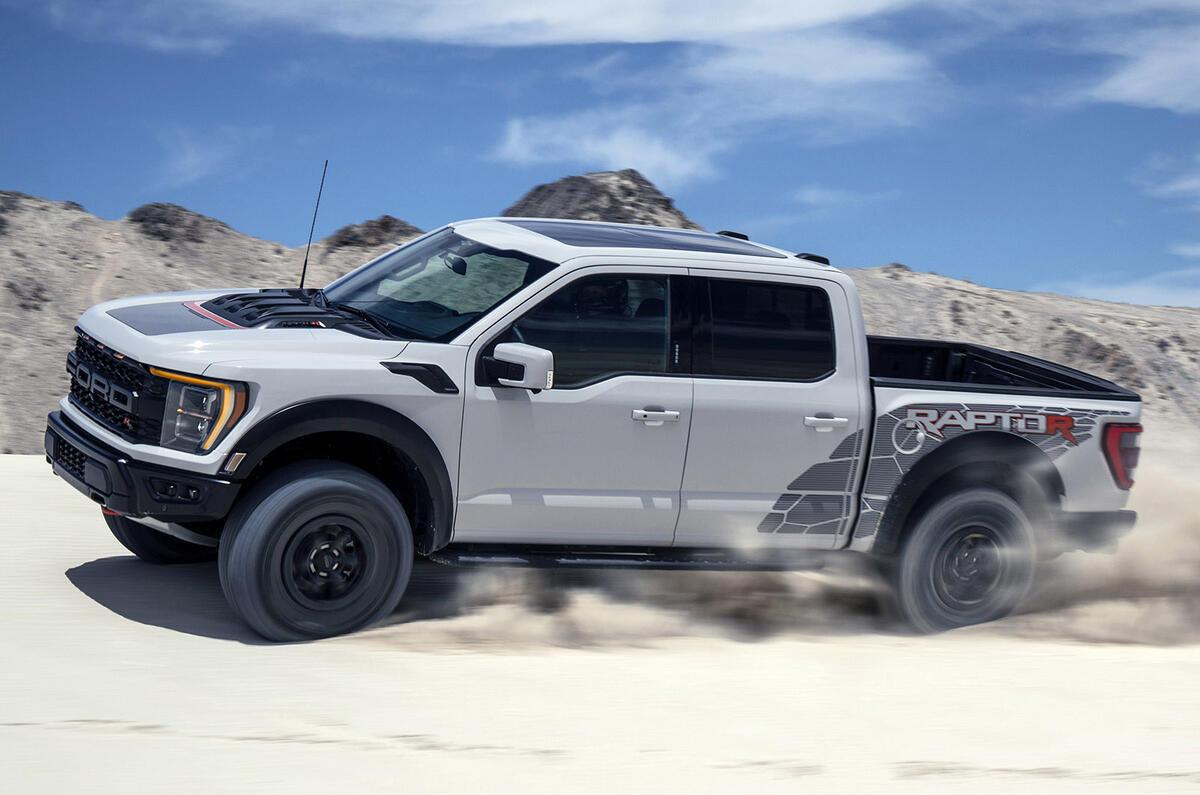 95 2023 F 150 Raptor R exterior Avalanche Gray