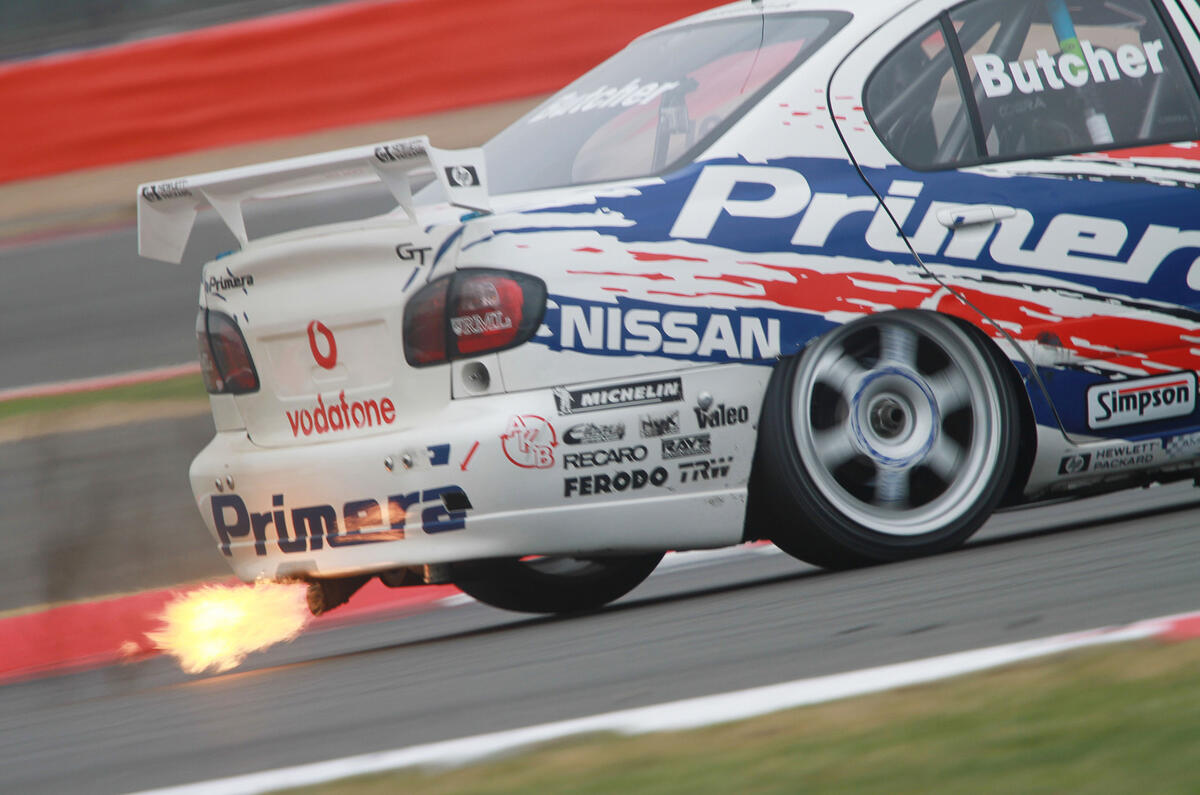 95 30 years super tourers feature flames 95 30 years super tourers feature flames