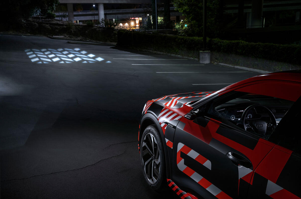 Audi E-tron Sportback prototype matrix headlights - patterns