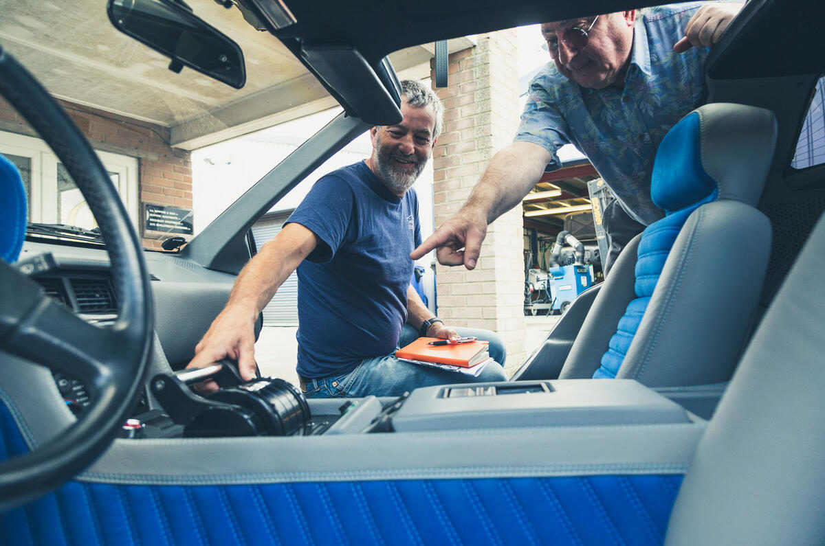 Driving a battery powered DeLorean - explaining the controls
