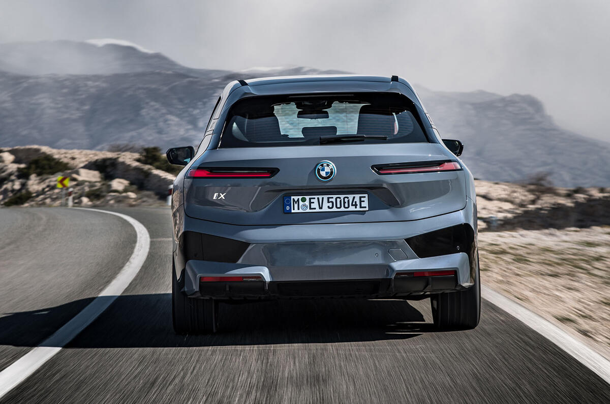 95 BMW iX prototype ride 2021 road rear