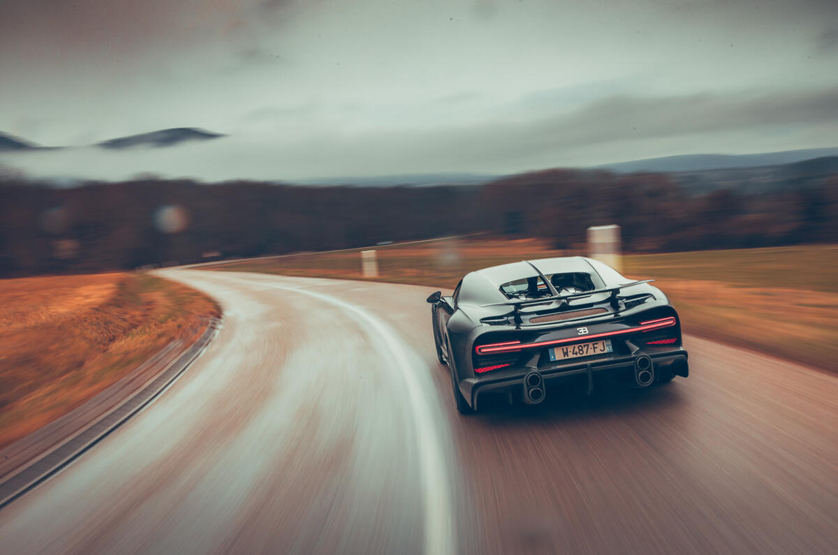 95 bugatti chiron super sport