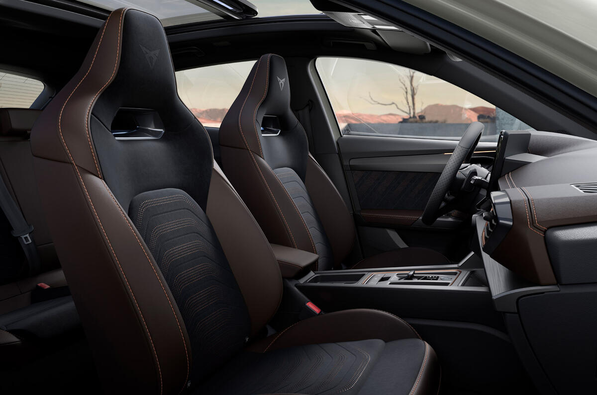 95 Cupra Formentor VZ5 2021 official images interior seats