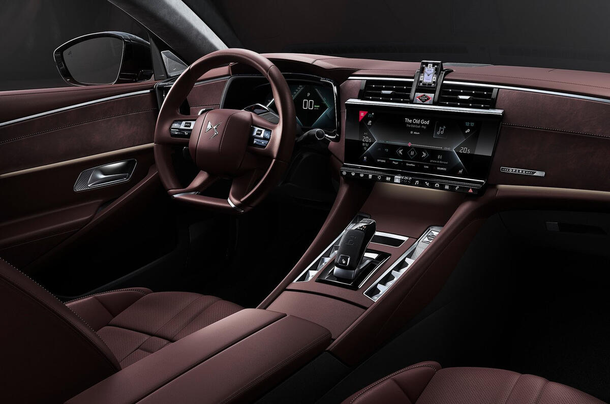 DS 9 official press images - cabin DS 9 official press images - cabin