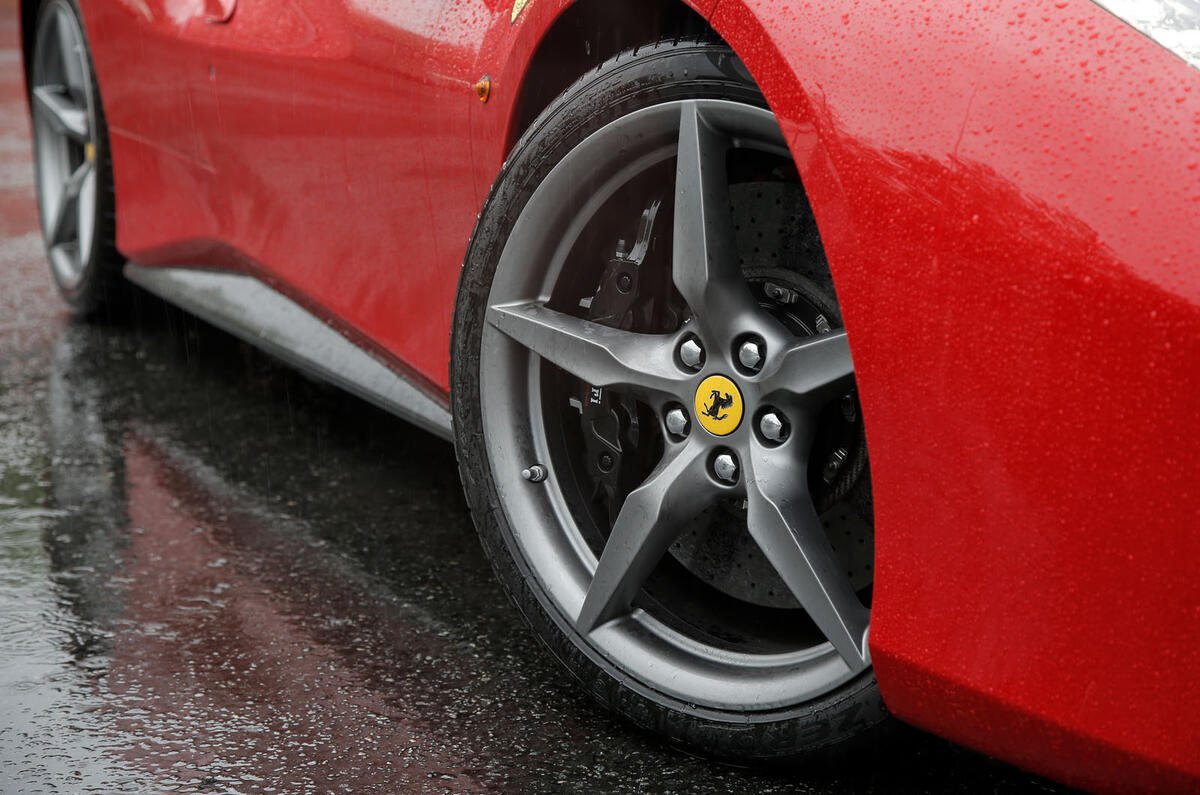 Ferrari 488 GTB rewind - alloy wheels Ferrari 488 GTB rewind - alloy wheels