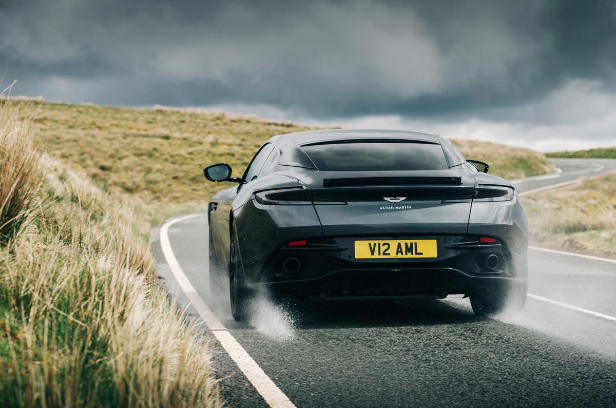 95 Ferrari Roma triple test 2021 Aston spray 95 Ferrari Roma triple test 2021 Aston spray