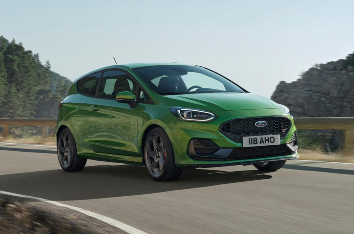 95 ford fiesta 2021 refresh st tracking front