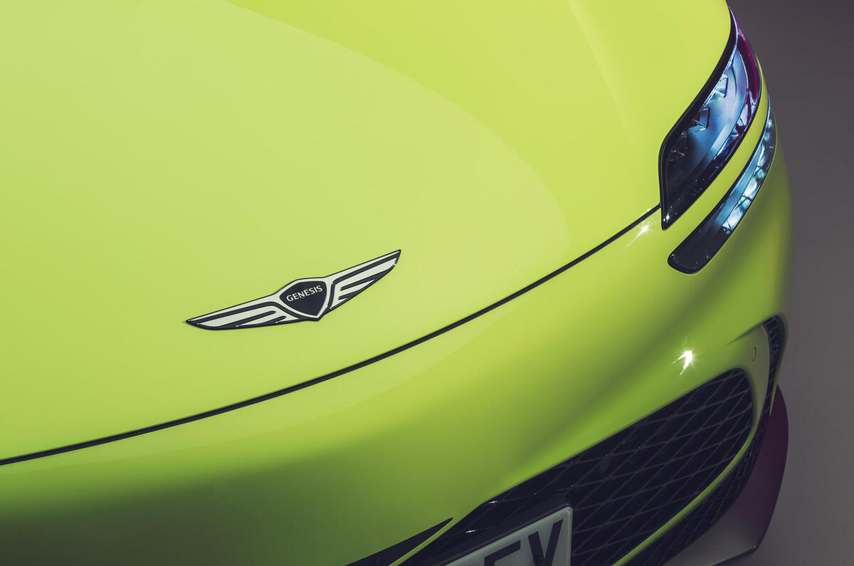 95 Genesis GV60 Autocar studio static bonnet badge