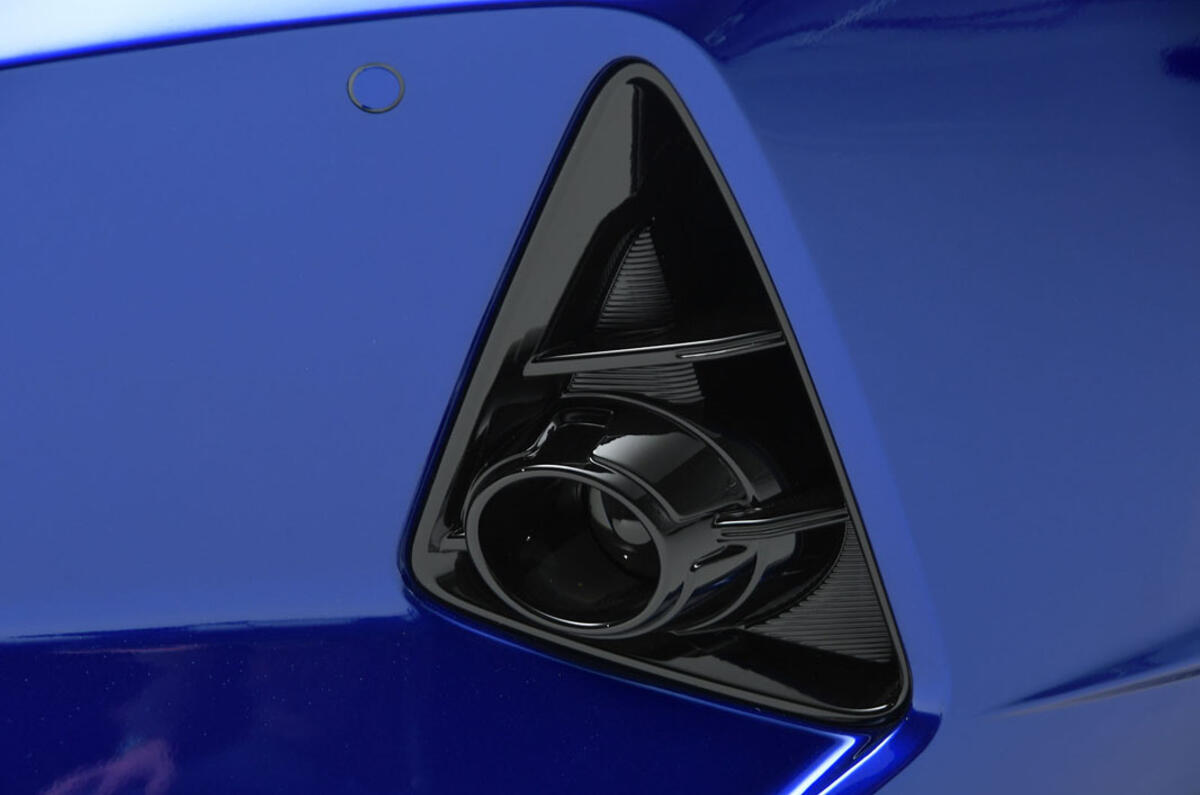 Hyundai i20 2020 studio images - foglights Hyundai i20 2020 studio images - foglights
