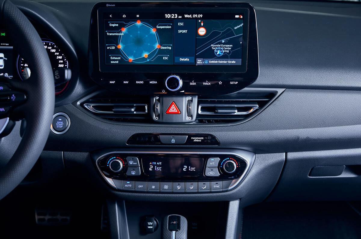 Hyundai i30 N 2020 facelift official images - interior Hyundai i30 N 2020 facelift official images - interior