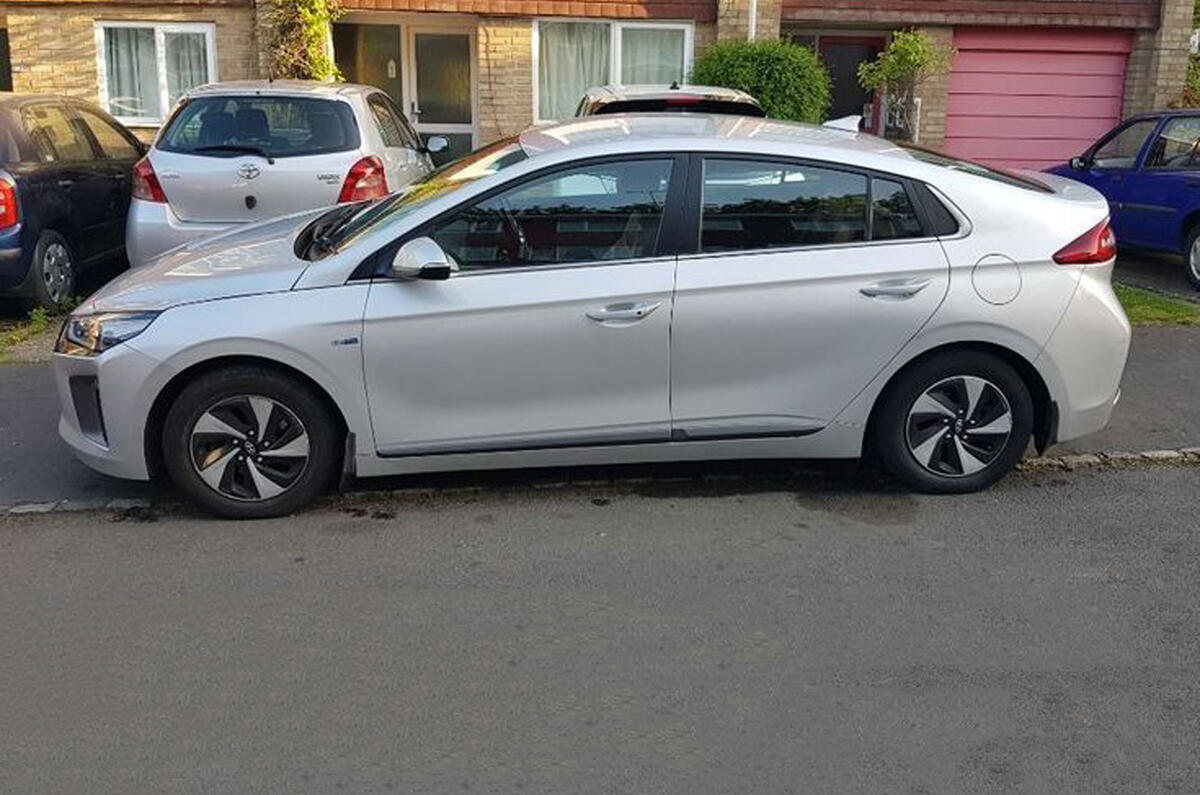 95 hyundai ioniq side profile 95 hyundai ioniq side profile
