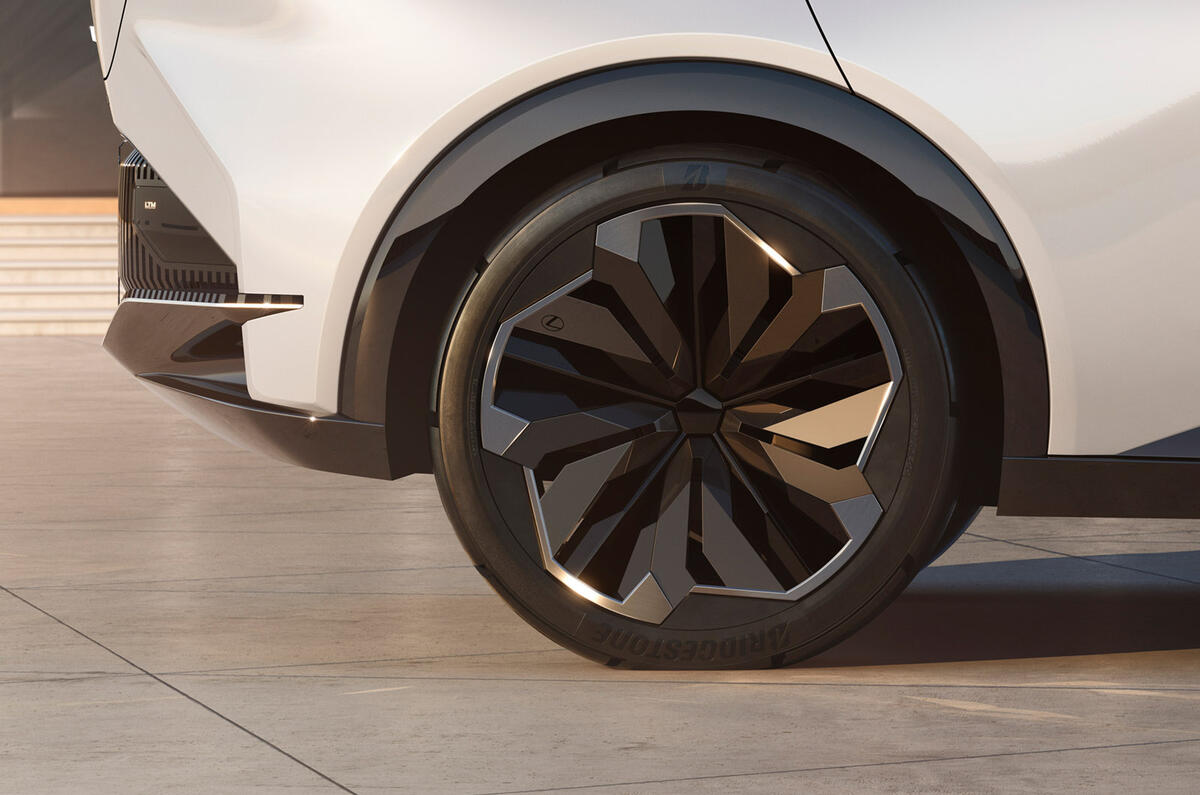 95 Lexus LF Z concept official images alloy wheels