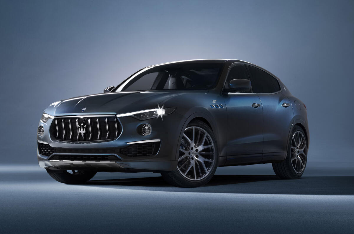 95 Maserati Levante Hybrid 2021 official images studio static front 95 Maserati Levante Hybrid 2021 official images studio static front