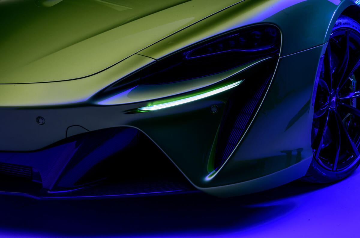 95 McLaren Artura 2021 Autocar images headlights 95 McLaren Artura 2021 Autocar images headlights