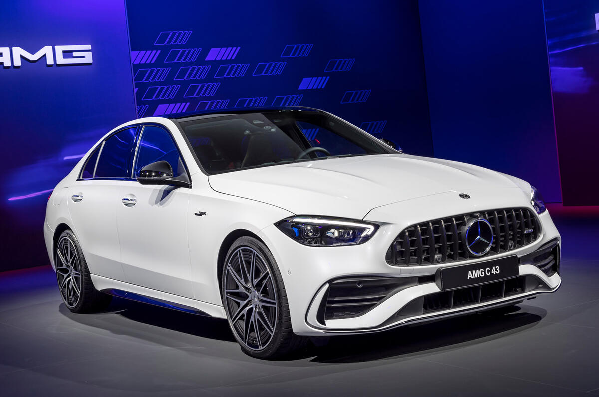 95 Mercedes AMG C43 2022 official reveal studio