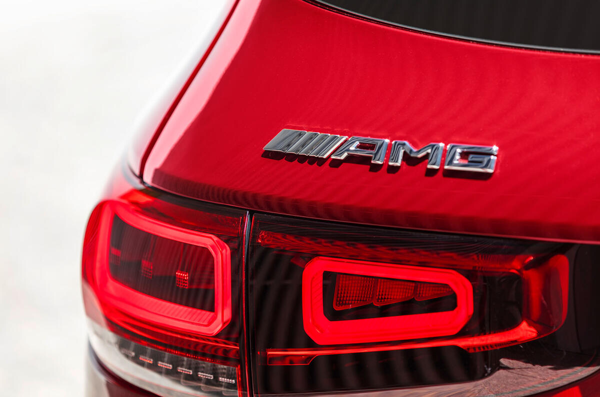 Mercedes-AMG GLB 35 2019 official press images - headlights