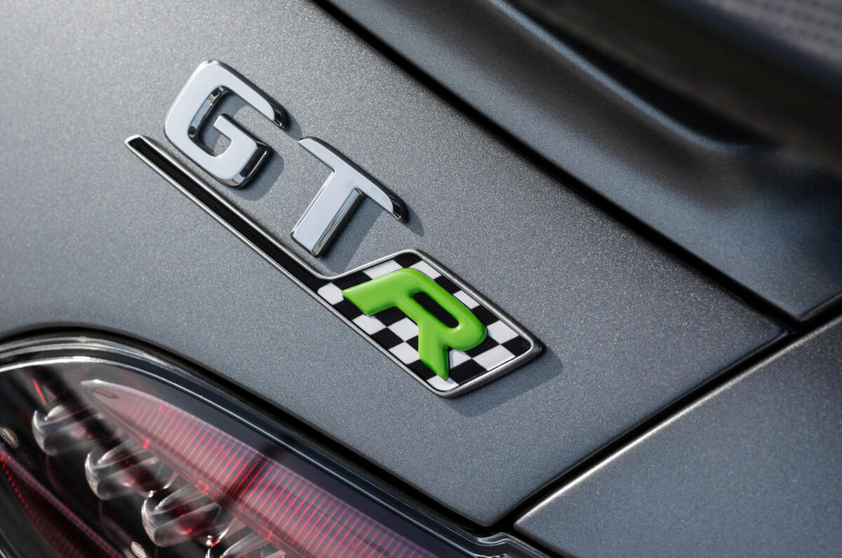 Mercedes-AMG GT R Pro 2018 LA motor show reveal - badge