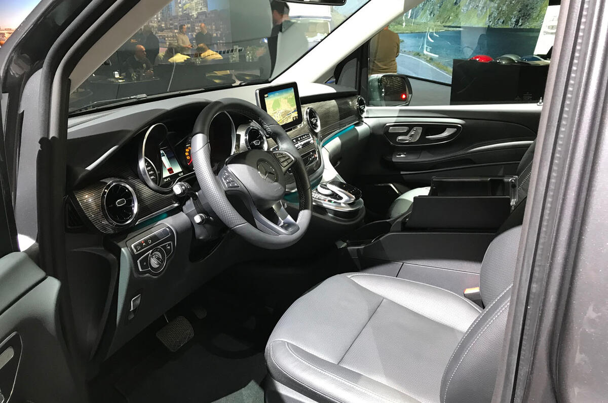 Mercedes-Benz V-Class 2019 reveal - cabin