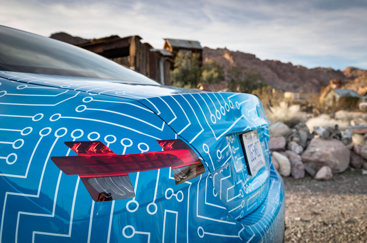 Mercedes-Benz E-Class 2020 prototype ride - rear end Mercedes-Benz E-Class 2020 prototype ride - rear end