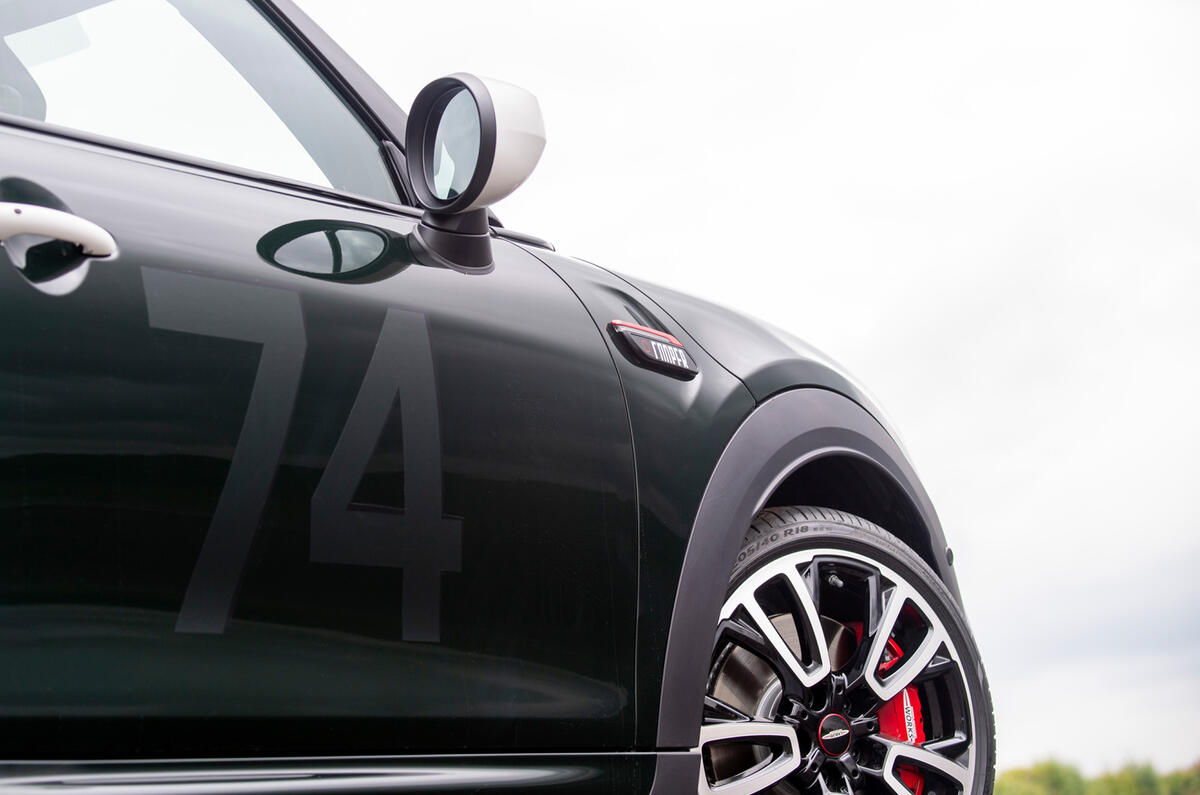 95 Mini JCW anniversary official images alloy wheels 95 Mini JCW anniversary official images alloy wheels