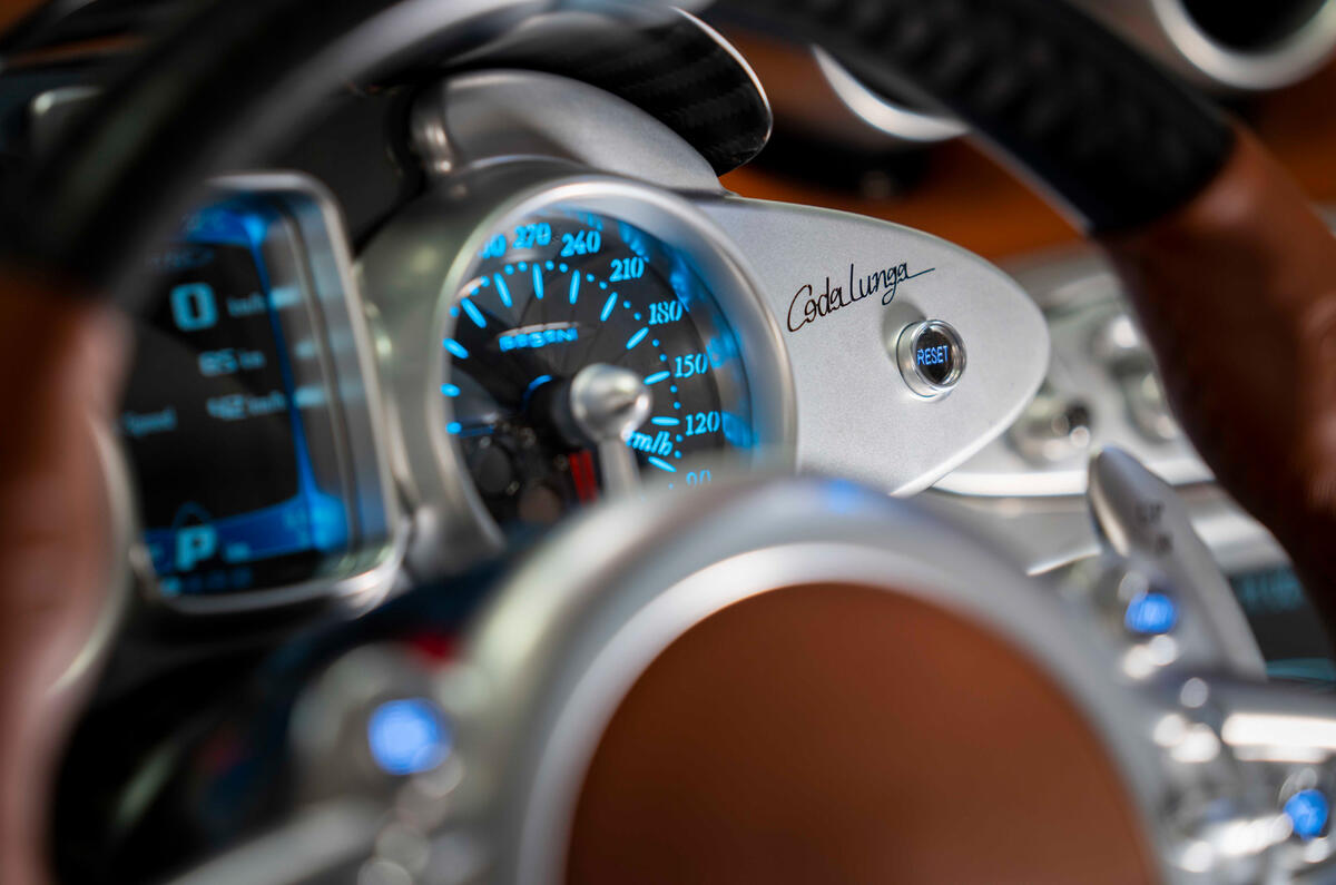 95 pagani huayra codalunga dashboard 95 pagani huayra codalunga dashboard