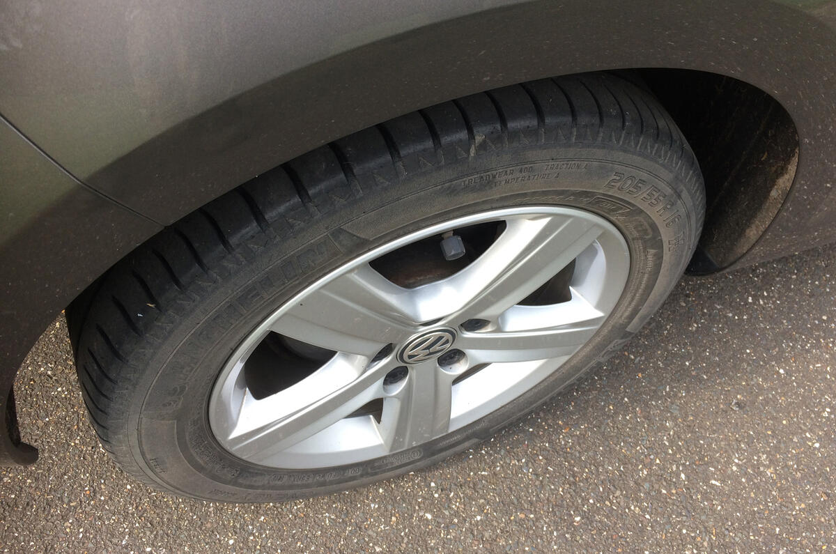 95 Ruppert 3cargarage May 4 Golf wheel