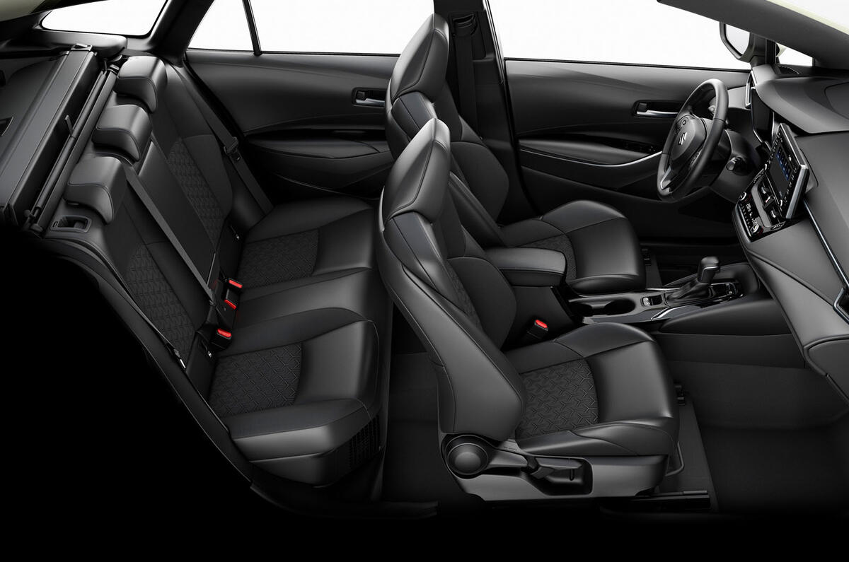 Suzuki Swace official press images - cabin