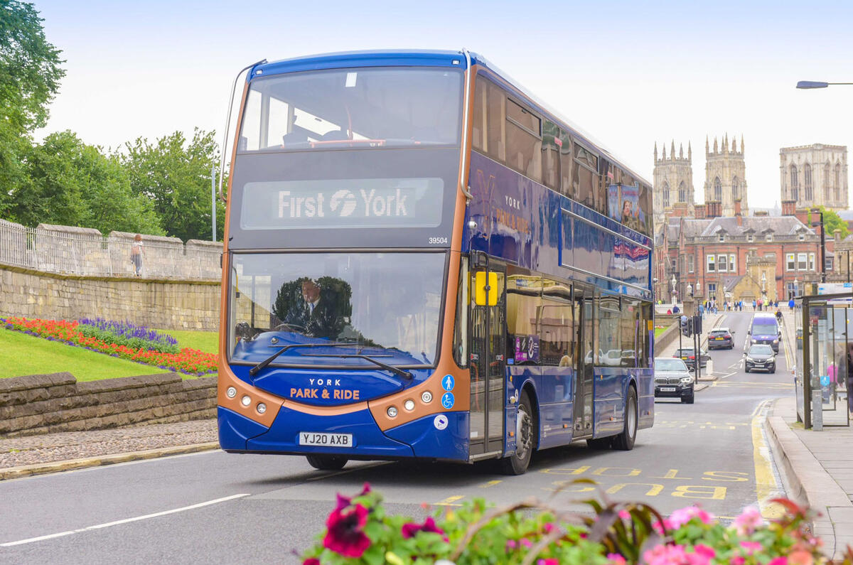 95 Switch Mobility Metrodecker EV in York with Minster behind   edit 95 Switch Mobility Metrodecker EV in York with Minster behind   edit