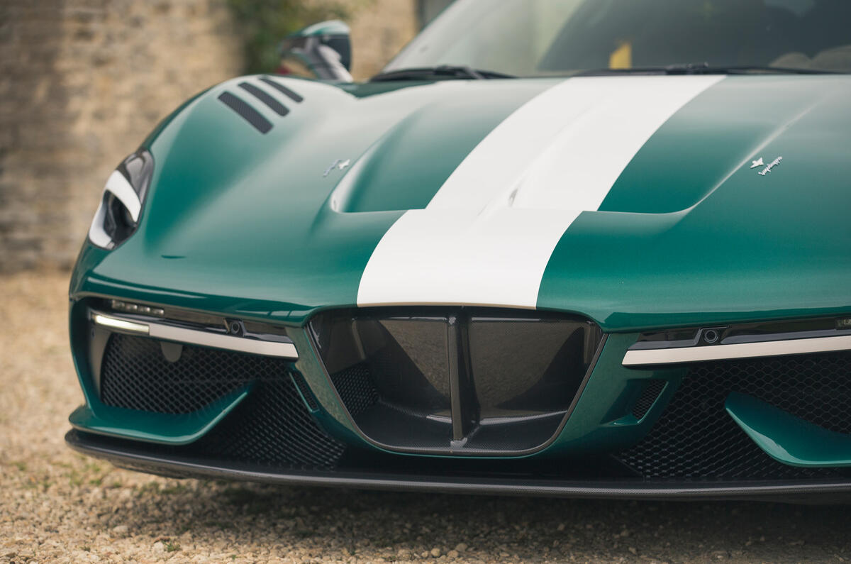 95 Touring Arese RH 95 2021 drive nose