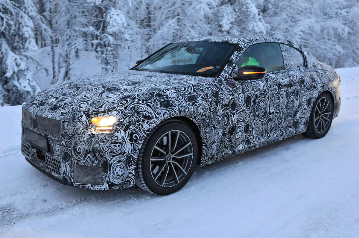 BMW 2 Series Coupe winter test spy images - front right BMW 2 Series Coupe winter test spy images - front right