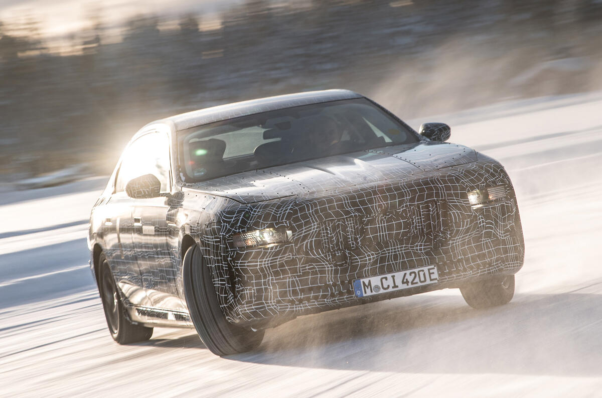 96 BMW i7 official winter testing 2021 drifting 96 BMW i7 official winter testing 2021 drifting
