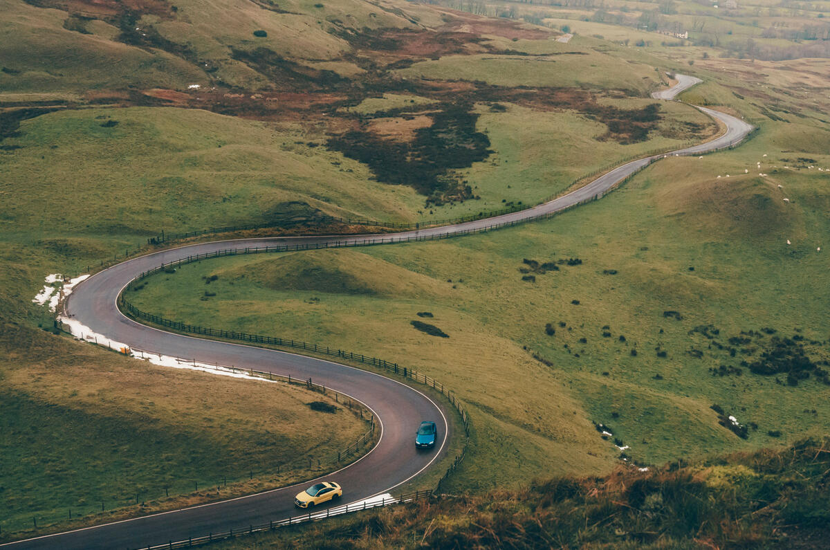 96 BMW M3 vs Audi RS3 saloon 2021 aerial