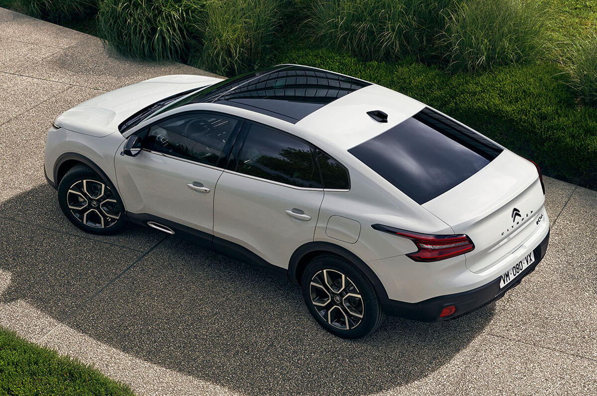 96 citroen e c4x rear above 2022