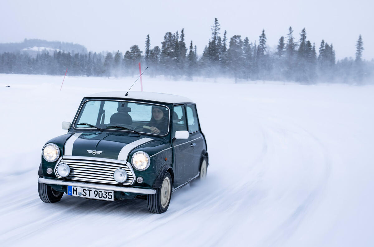 96 every Mini generation on ice 2022 feature OG tracking front