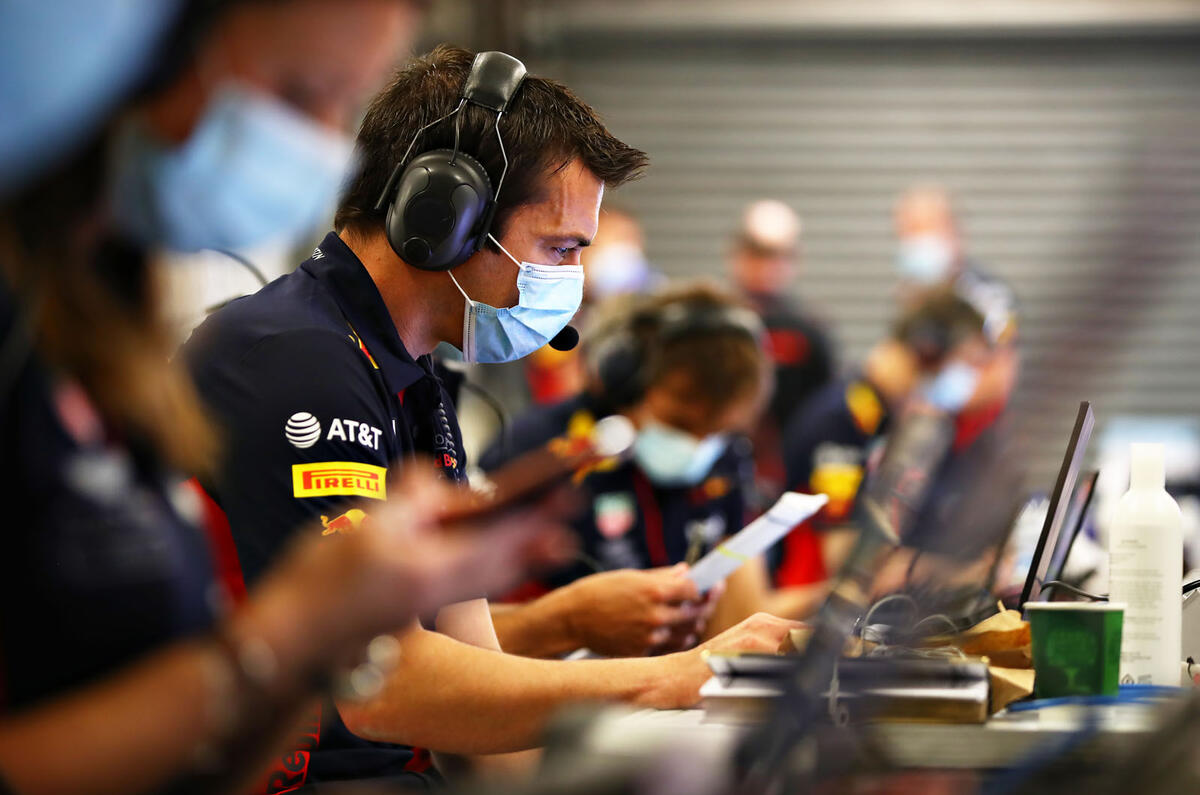 Holding a Grand Prix during a pandemic - Albon team briefing Holding a Grand Prix during a pandemic - Albon team briefing