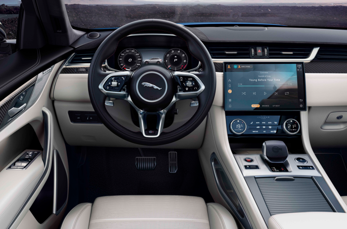 Jaguar F-Pace SVR MY2021 official reveal - dashboard Jaguar F-Pace SVR MY2021 official reveal - dashboard