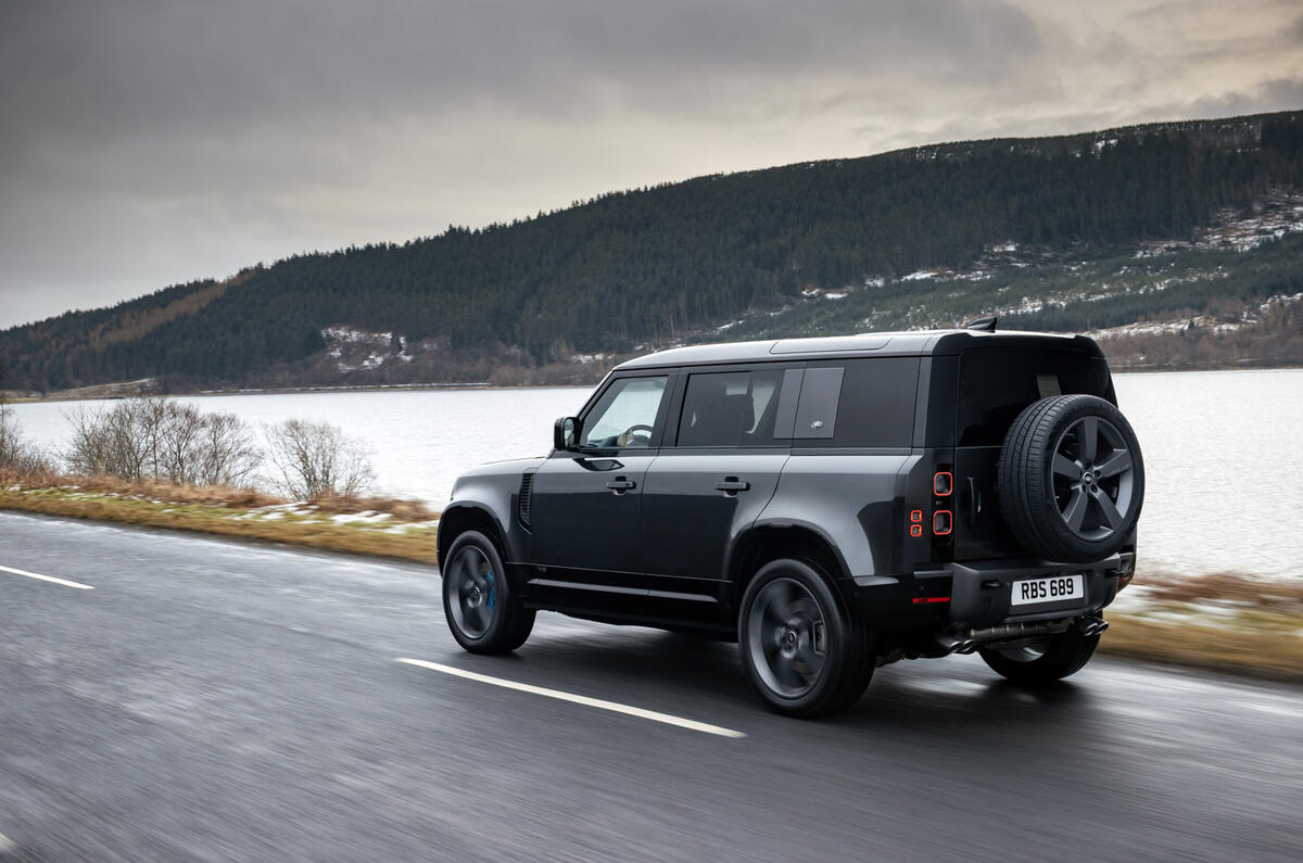 96 Land Rover Defender V8 2021 official images 110 tracking rear