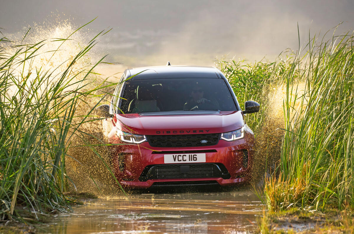 Land Rover Discovery Sport 2019 official reveal - offroad front