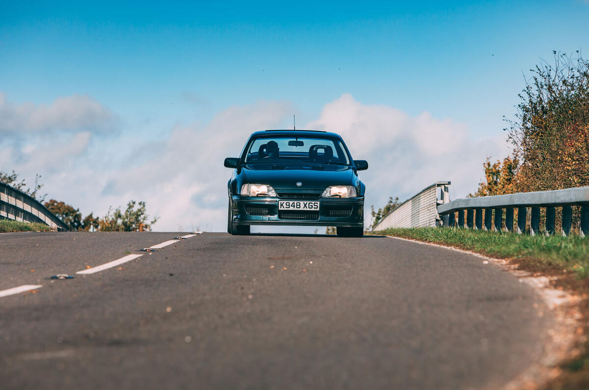 Lotus Carlton at 30 - on the road nose Lotus Carlton at 30 - on the road nose