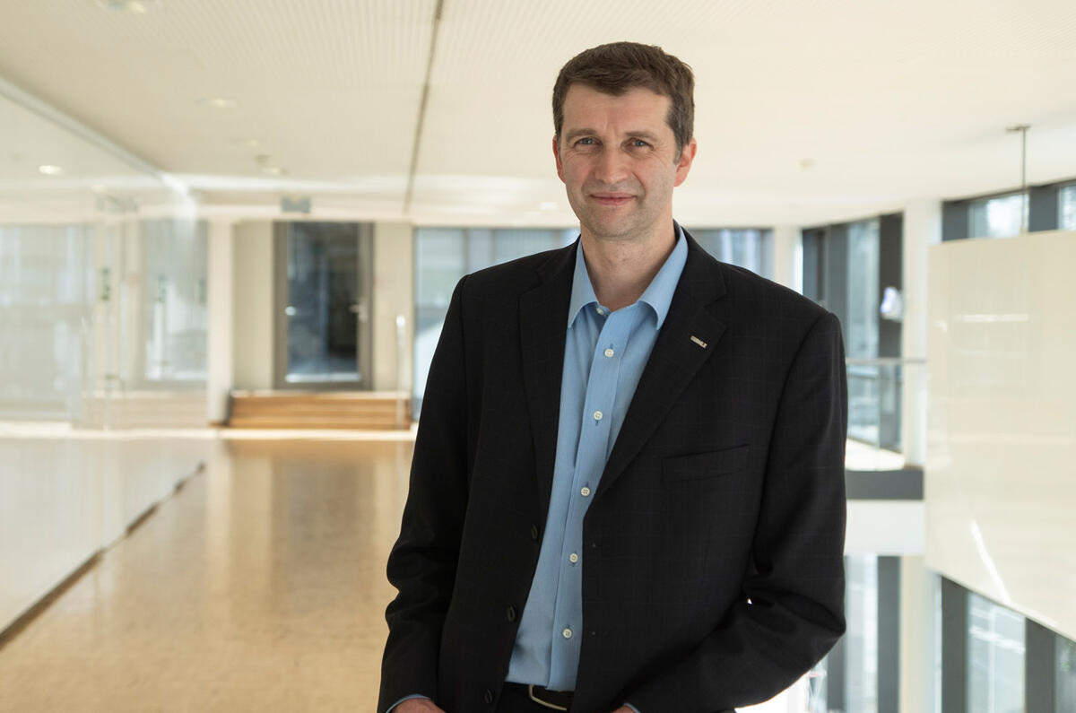 96 Mahle Simon Reader