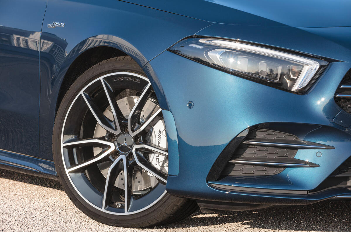 Mercedes-AMG A35 Saloon 2019 official reveal - headlights